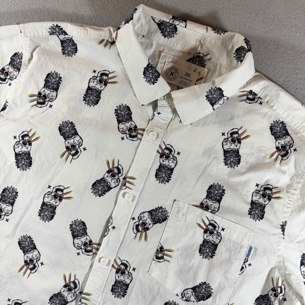 Hurley Mens XXL White Pineapple Skull Rainbow Laser Eye Short Sleeve Button Down